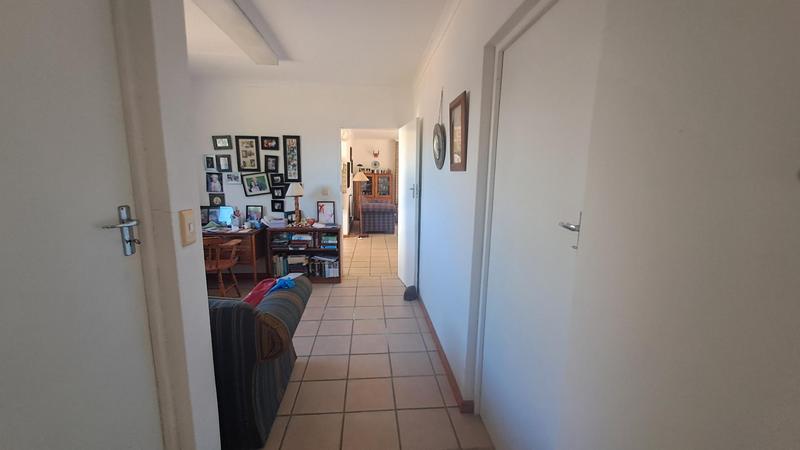 2 Bedroom Property for Sale in Stilbaai Wes Western Cape